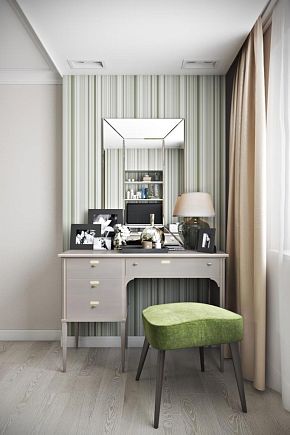 Туалетный столик